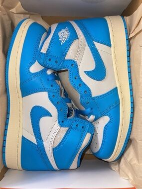 Jordan Kids High Top Sneakers in Blue and White